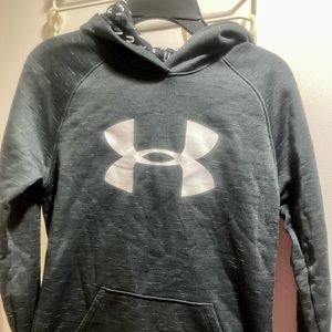Girls under Armour cold gear fleece medium